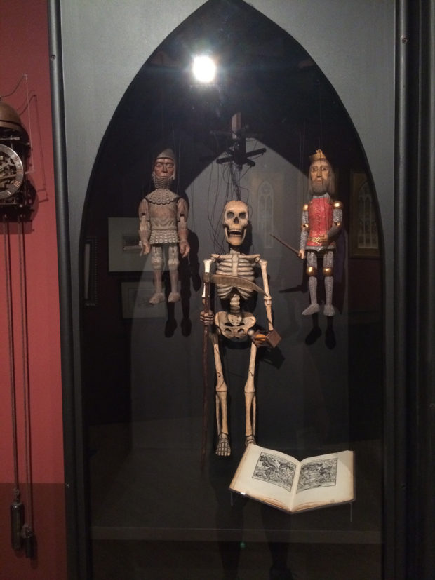 Merry-Marionettes